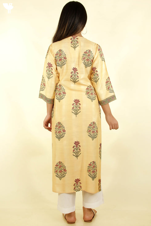 Cotton Tussar Kurta And Chanderi Silk Dupatta Set in Floral Block Print