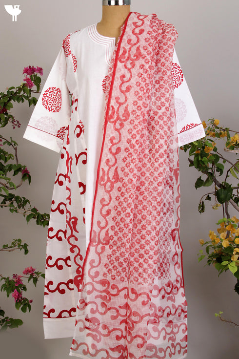 Cotton Cambric Anarkali & Kota Doria Dupatta Set in Red Print
