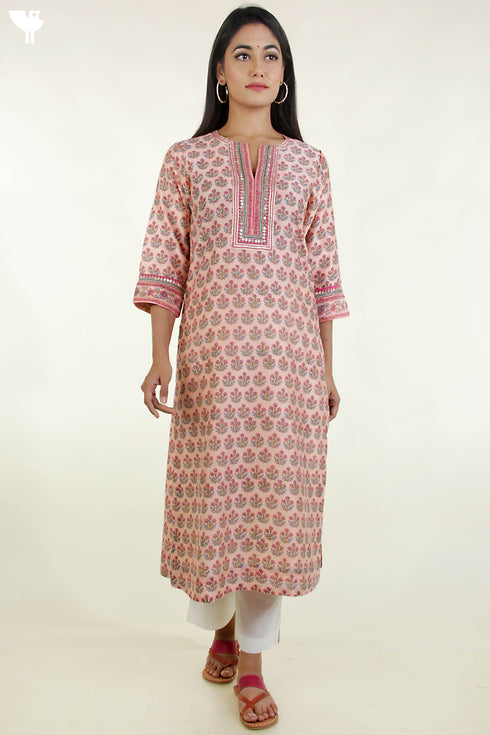 Chanderi Silk KurtaAnd Dupatta Set in Floral Block Print