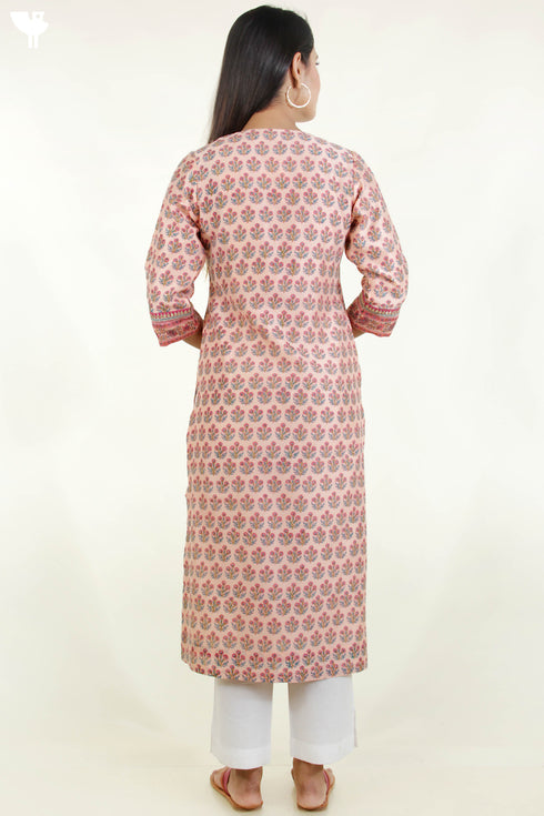 Chanderi Silk KurtaAnd Dupatta Set in Floral Block Print