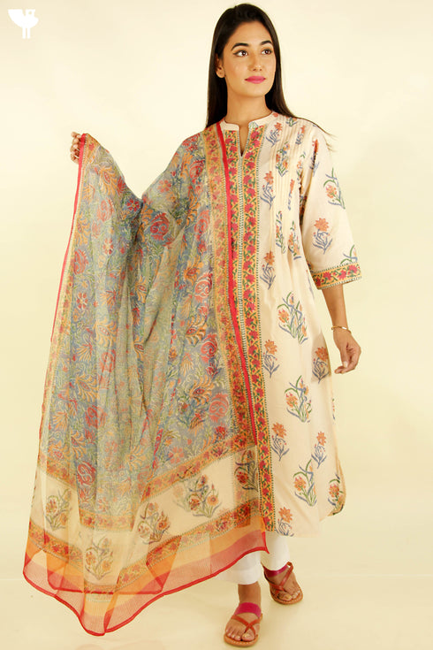 Cambric Cotton Kurta With Kota Dupatta In Floral Block Print