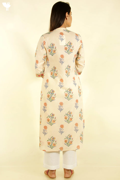 Cambric Cotton Kurta With Kota Dupatta In Floral Block Print