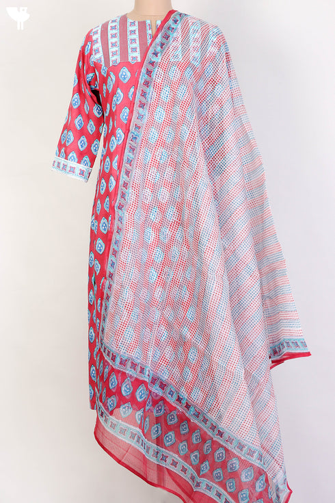 Bizzy Lizzy Kurta With Kota Doria Dupatta Set in GraphicBlock Print