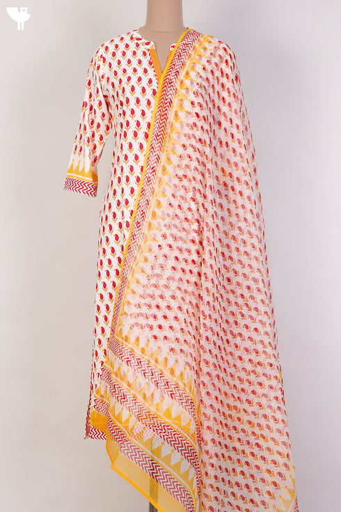 Bizzy Lizzy Kurta With Kota Doria Dupatta Set in PaisleyBlock Print