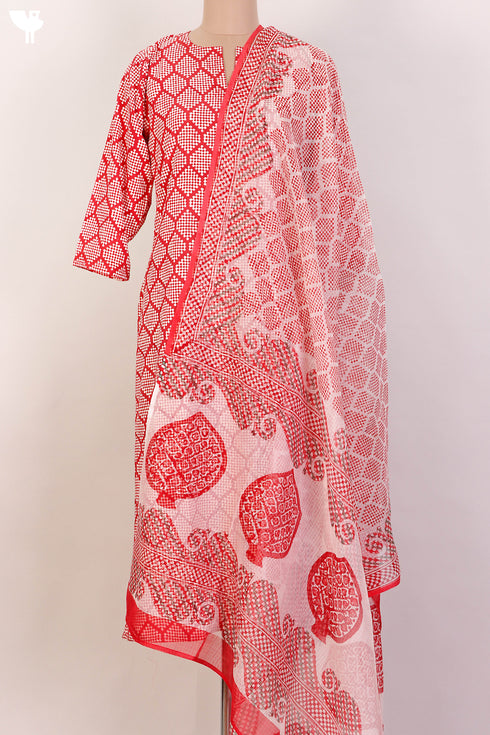 Bizzy Lizzy Kurta With Kota Doria Dupatta Set in Graphic Block Print