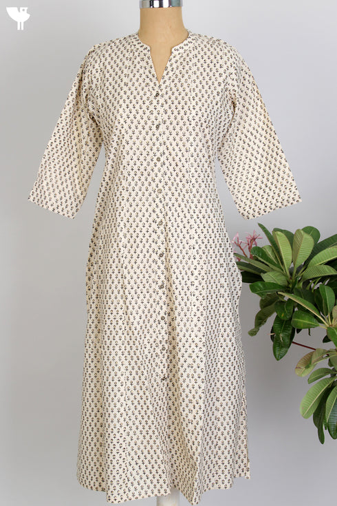 Cambric Cotton Kurta And Mul Mul Cotton Dupatta Set In Graphic Block Print