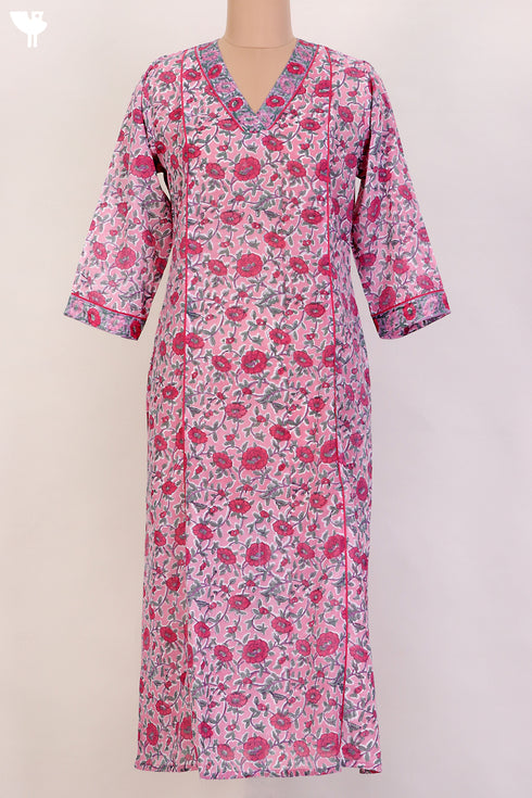 Mulmul Cotton Kurta and Kota Doria Dupatta In Floral Block Print