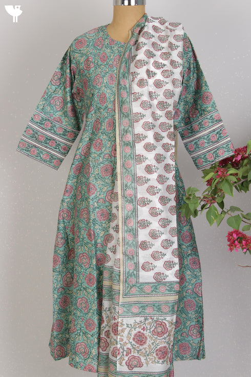 Chanderi Silk Kurta And Dupatta Set In Floral Block Print With Gota Embroidery