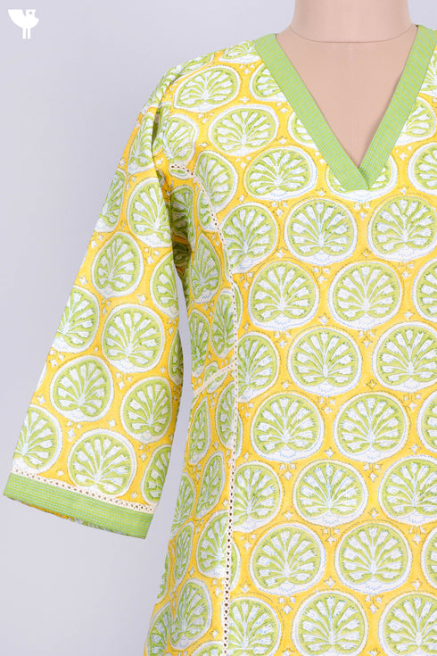 Chanderi Silk Kurta And Maheshwari Zari Dupatta Set In Floral Block Print