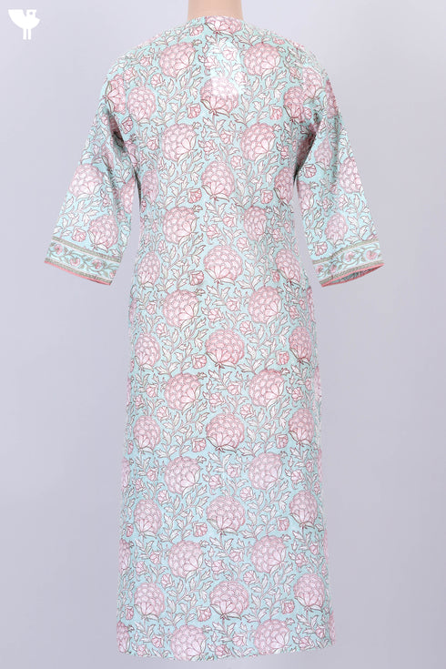 Mulmul Cotton Kurta and Kota Doria Dupatta In Floral Block Print