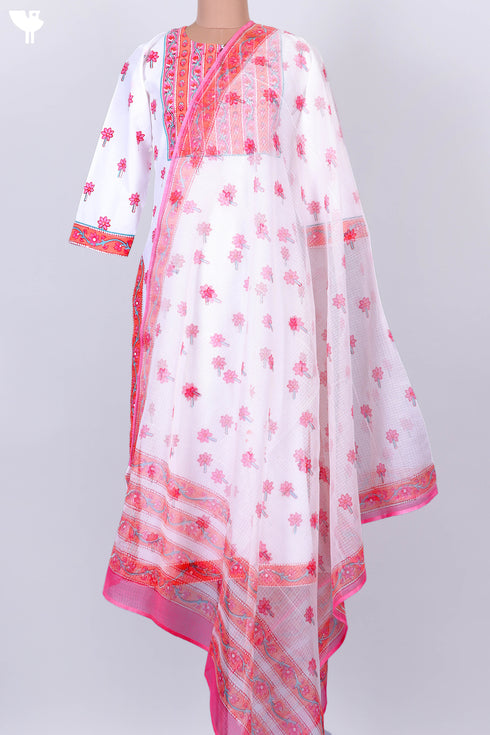 Cambric Cotton Kurta With Kota DoriaDupatta In Floral Block Print