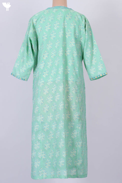 Mulmul Kurta With Kota Doria Dupatta In Floral Block Print