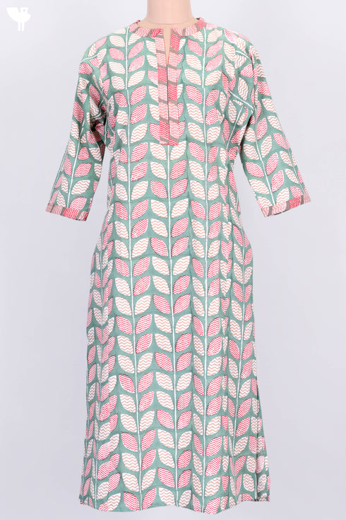 Slub Cotton Kurta and Kota Doria Dupatta In Graphic Block Print