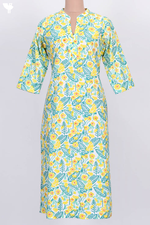 Cambric Cotton Kurta With Kota Dupatta In Floral Block Print