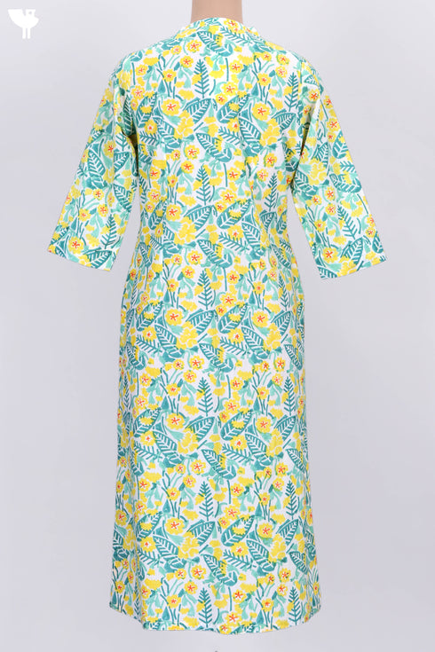 Cambric Cotton Kurta With Kota Dupatta In Floral Block Print