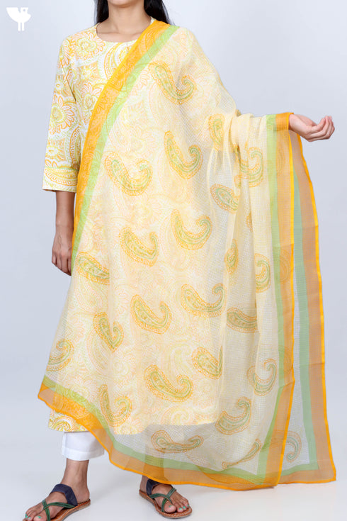 Cambric Cotton Kurta With Kota Dupatta In Paisley Block Print