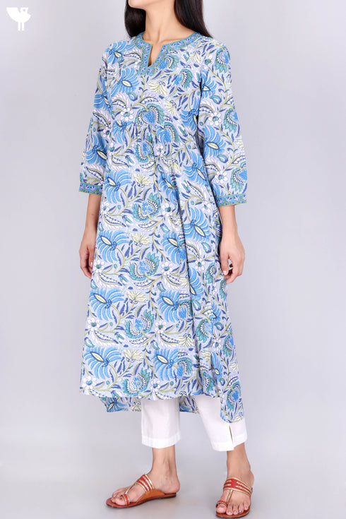Cambric Cotton Kurta With Kota Dupatta In Floral Block Print