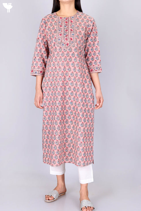 Cambric Cotton Kurta With Kota Dupatta In Floral Block Print