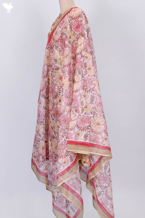 Mulmul Cotton Kurta With Kota Doria Dupatta In FloralBlock Print