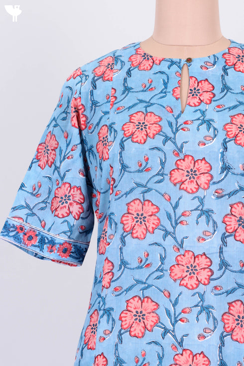 Mulmul Cotton Kurta and Kota Doria Dupatta In Floral Block Print