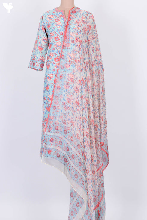 Bizzy Lizzy Kurta With Chiffon Dupatta in Floral Block Print