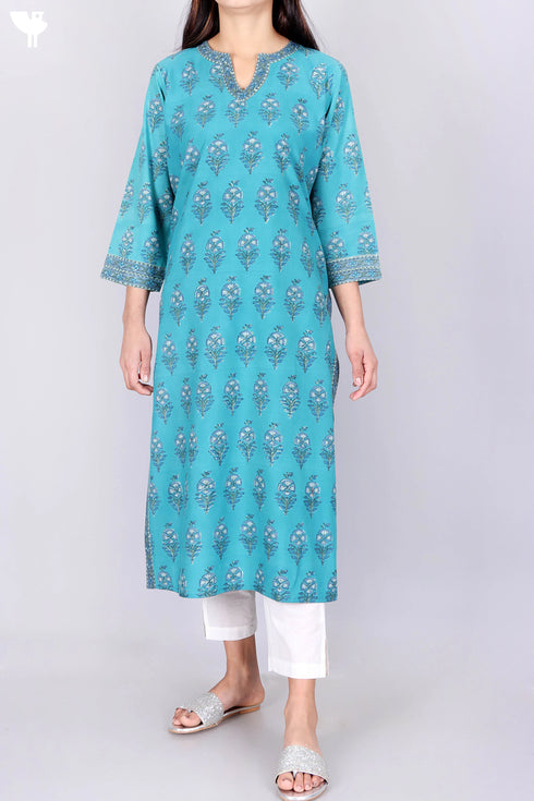 Bizzy Lizzy Kurta With Chiffon Dupatta in Floral Block Print