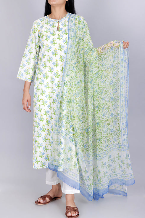 Bizzy Lizzy Kurta With Chiffon Dupatta in Floral Block Print