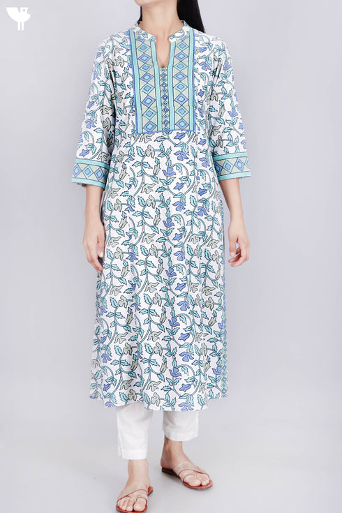 Bizzy Lizzy Kurta With Chiffon Dupatta in AssortedBlock Print
