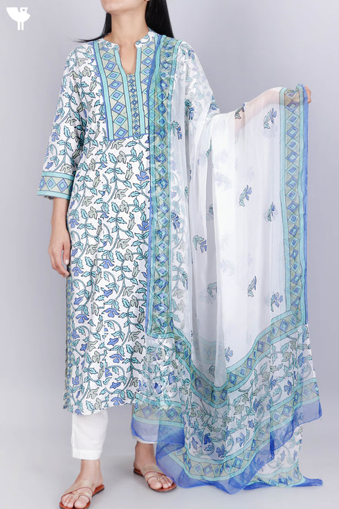 Bizzy Lizzy Kurta With Chiffon Dupatta in AssortedBlock Print