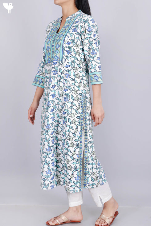 Bizzy Lizzy Kurta With Chiffon Dupatta in AssortedBlock Print