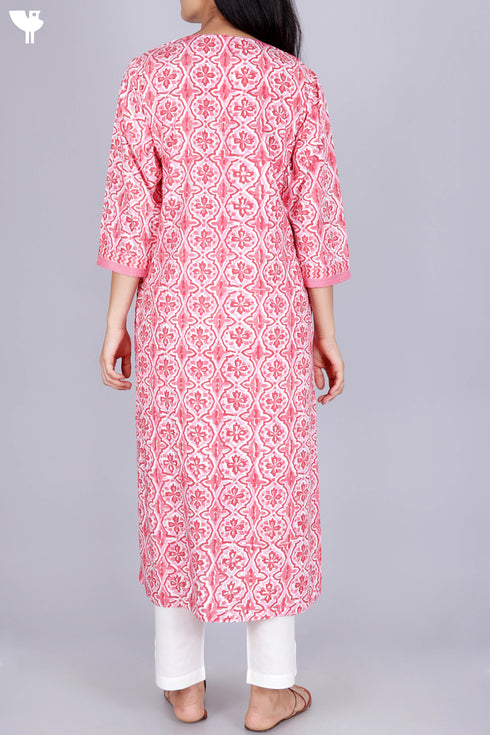 Bizzy Lizzy Kurta With Chiffon Dupatta in Graphic Block Print