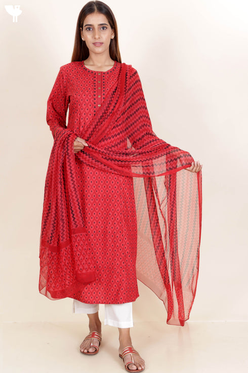 Bizzy Lizzy Kurta With Chiffon Dupatta in Block Print