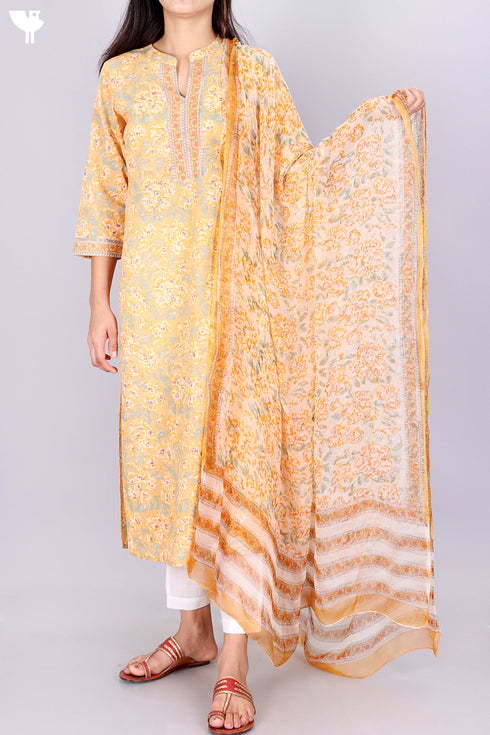 Terry Voile Kurta With Chiffon Dupatta In Floral Block Print