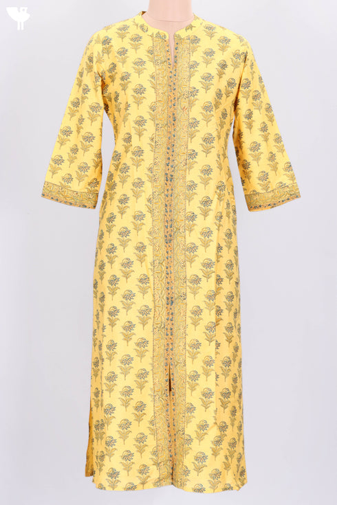 Bhagalpur Cotton Kurta With Chanderi Dupatta In FloralBlock Print