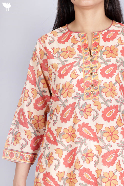 Terry Voile Kurta With Chiffon Dupatta In Floral Block Print