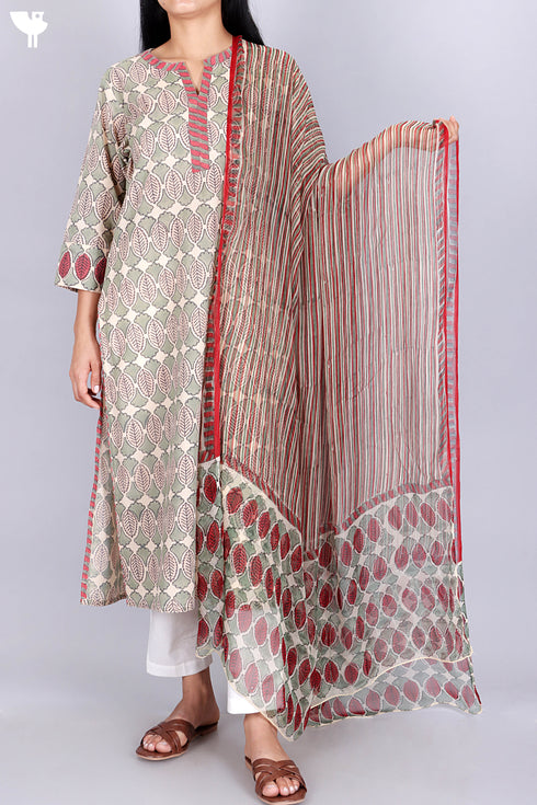Terry Voile Kurta With Chiffon Dupatta In Graphic Block Print