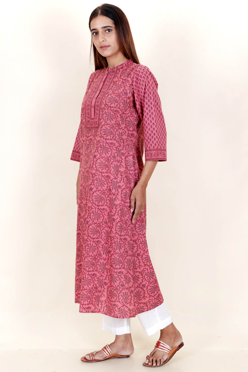 Cambric Cotton Kurta With Kota Doria Dupatta In Floral Block Print