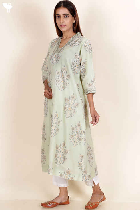 Chanderi Silk Kurta And Dupatta Set With Gota Embroidery