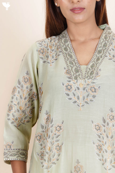 Chanderi Silk Kurta And Dupatta Set With Gota Embroidery