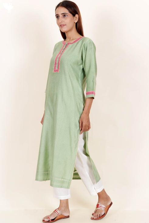 Chanderi Silk Kurta And Dupatta With Embroidery