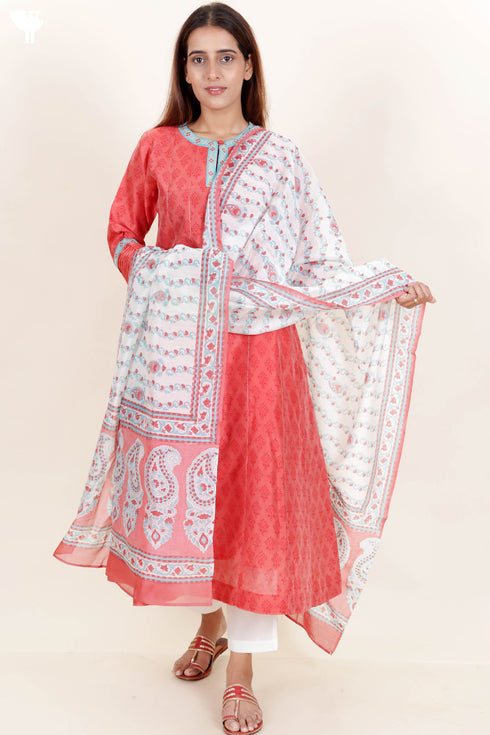 Chanderi Silk Kurta And Dupatta Set in Block Print