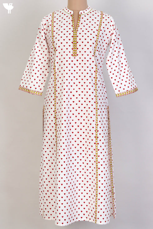 Cambric Cotton Paneled KurtaIn Graphic Block Print