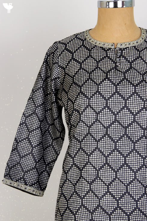 Tussar Silk Kurta In Graphic Block Print With Sequined Embroidery