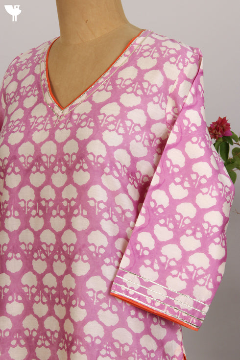 Chanderi Silk Kurta in Simple Floral Hand Block