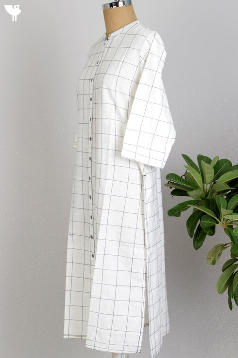 Khaadi Cotton Tunic With a Checkered Pattern