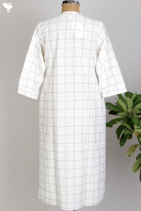 Khaadi Cotton Tunic With a Checkered Pattern