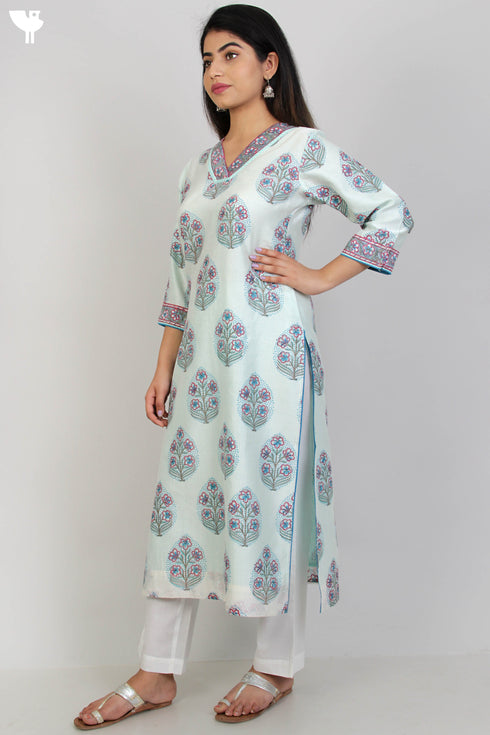 Chanderi Silk Kurta In Floral Block Print