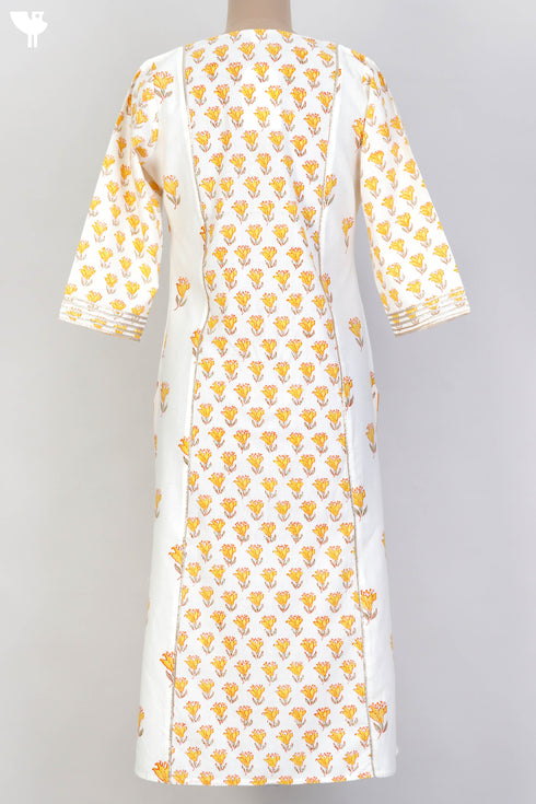 Khaadi Cotton Kurta With Floral Block Print and Gota Embroidery