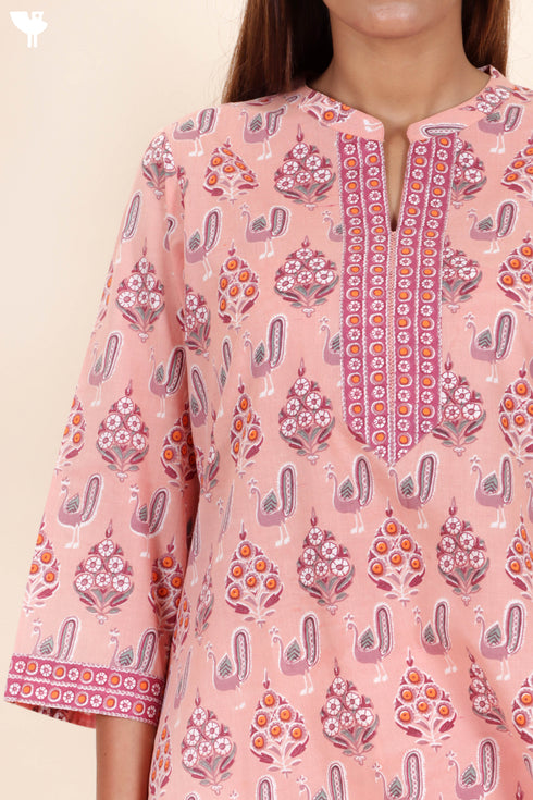 Cambric Cotton Kurta In Graphic Print