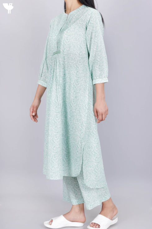 Cambric Cotton Pintuck Kurta In Floral Print